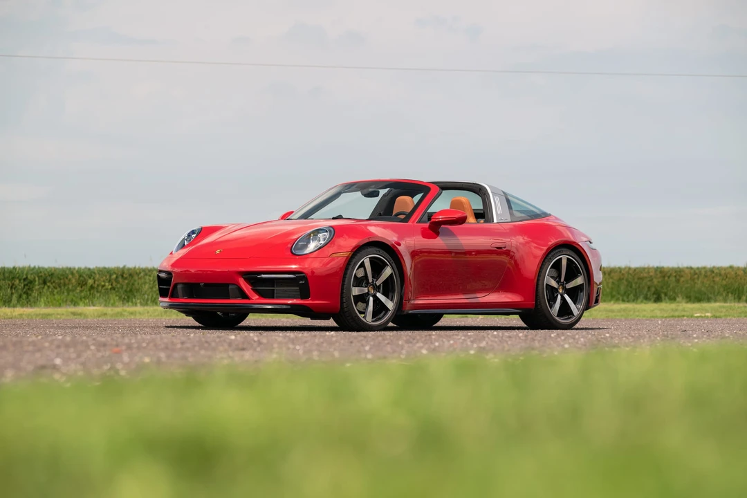 2024 Porsche 992 Targa 4 & 4S - Image 18 of 31