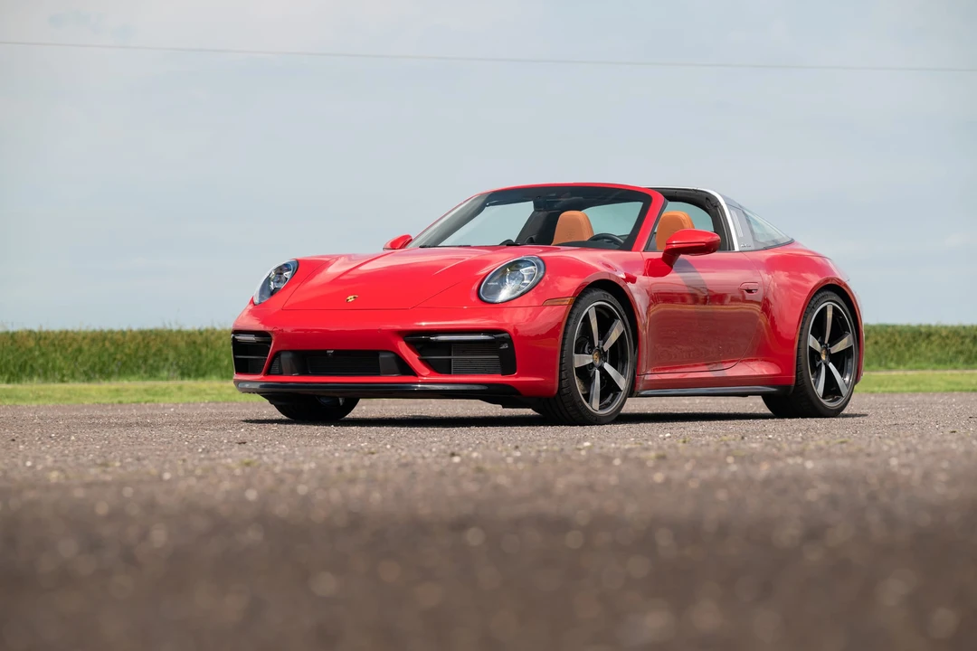 2024 Porsche 992 Targa 4 & 4S - Image 19 of 31
