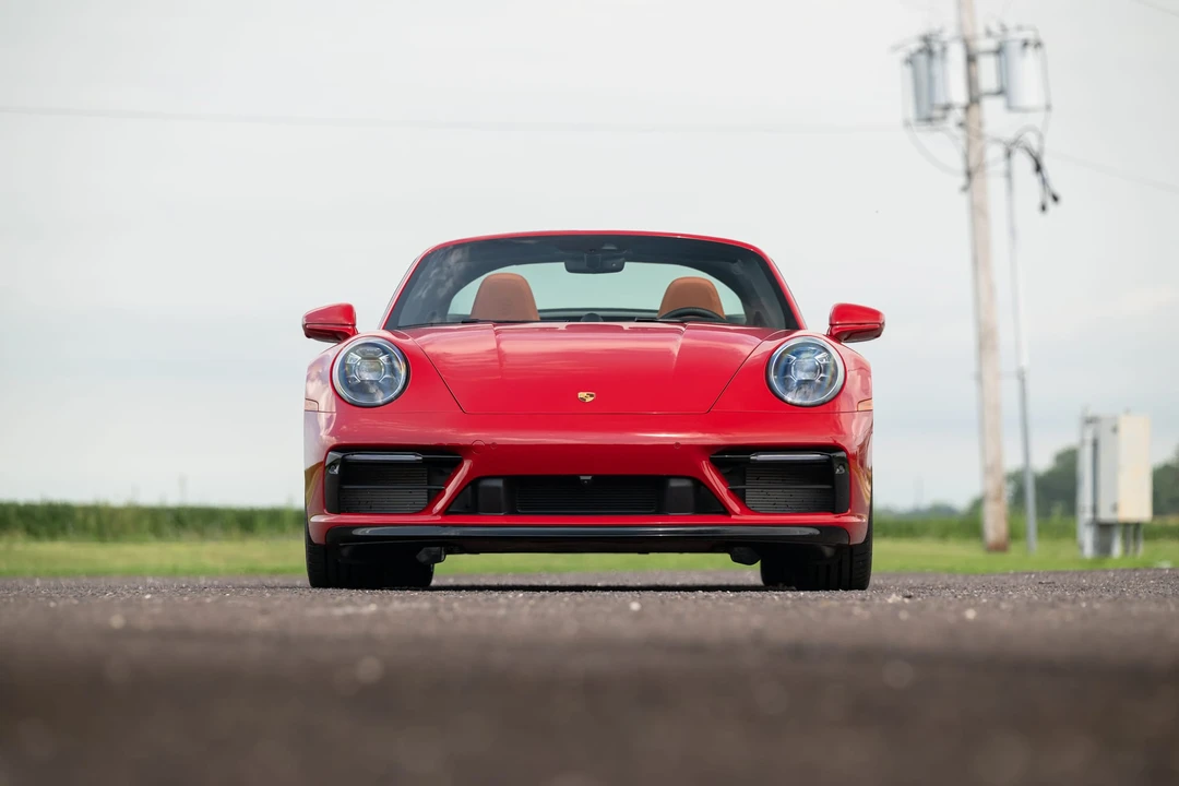 2024 Porsche 992 Targa 4 & 4S - Image 23 of 31