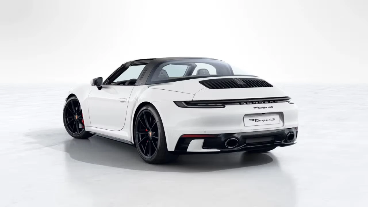 2024 Porsche 911 - Image 21 of 31