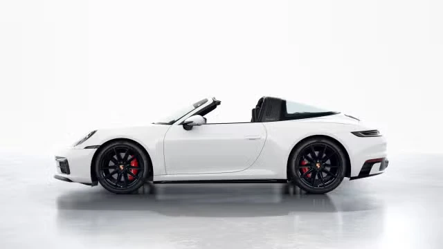 2024 Porsche 911 - Image 11 of 31