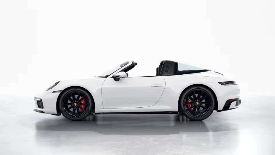2024 Porsche 911 - Image 12 of 31