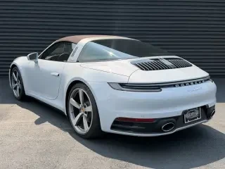 2024 Porsche 992 Targa 4 & 4S - Image 21 of 31