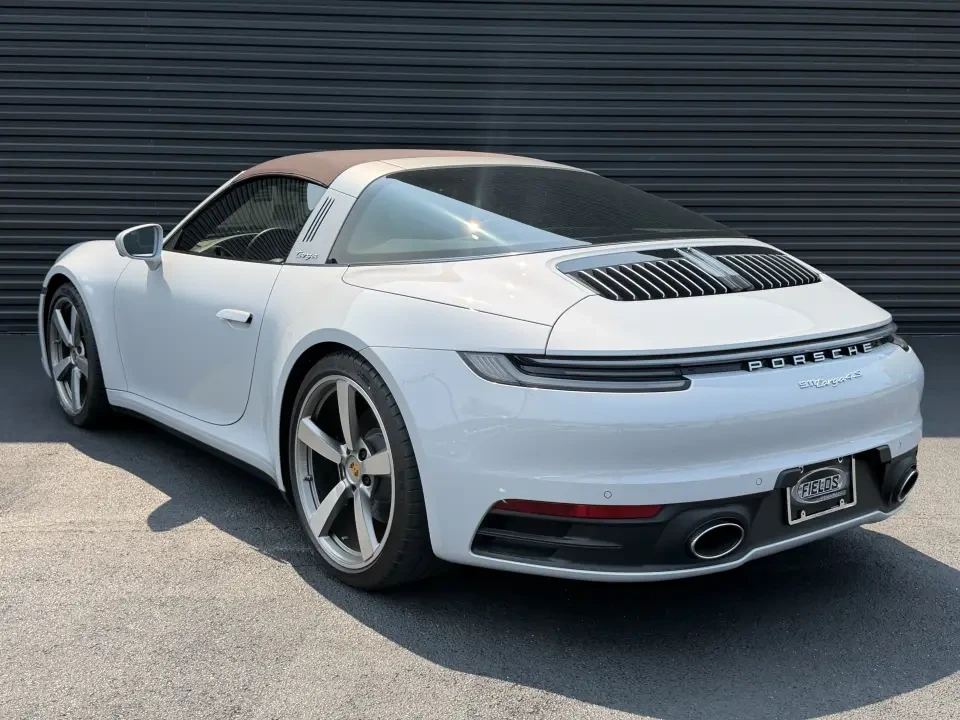 2024 Porsche 992 Targa 4 & 4S - Image 23 of 31