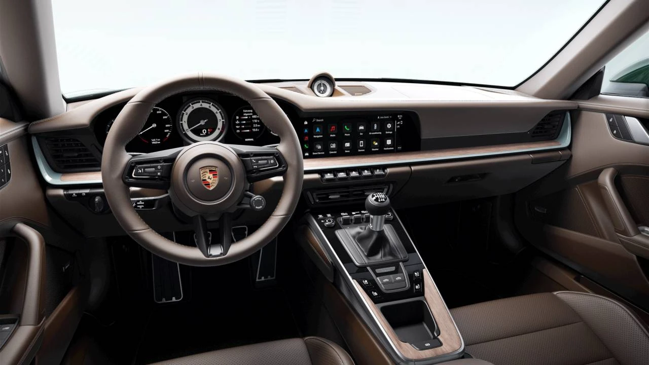 2024 Porsche 992 Targa 4 & 4S - Image 4 of 5