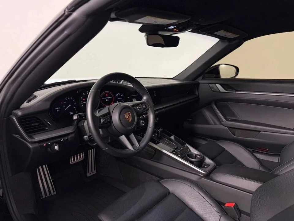 2024 Porsche 992 Targa 4 & 4S - Image 4 of 5