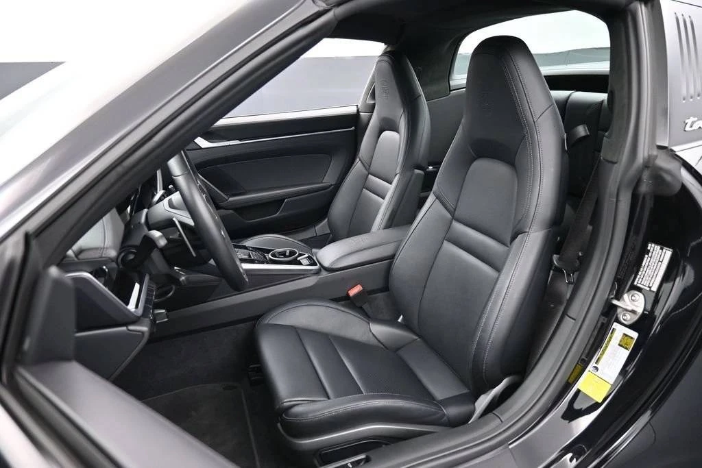 2024 Porsche 992 Targa 4 & 4S - Image 5 of 5