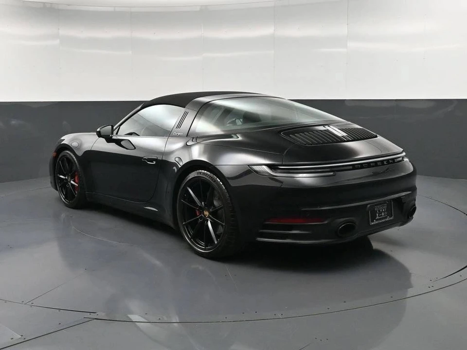 2024 Porsche 992 Targa 4 & 4S - Image 3 of 5
