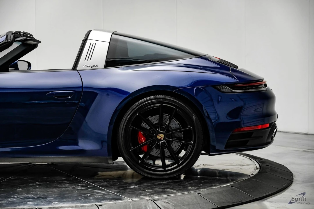 2024 Porsche 992 Targa 4 & 4S - Image 10 of 12