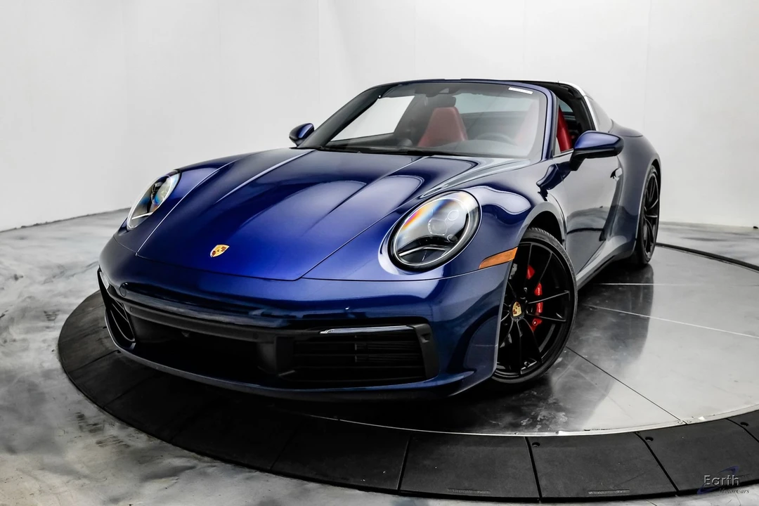 2024 Porsche 992 Targa 4 & 4S - Image 4 of 12