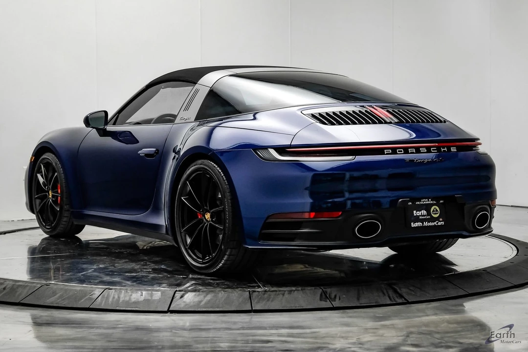 2024 Porsche 992 Targa 4 & 4S - Image 12 of 12