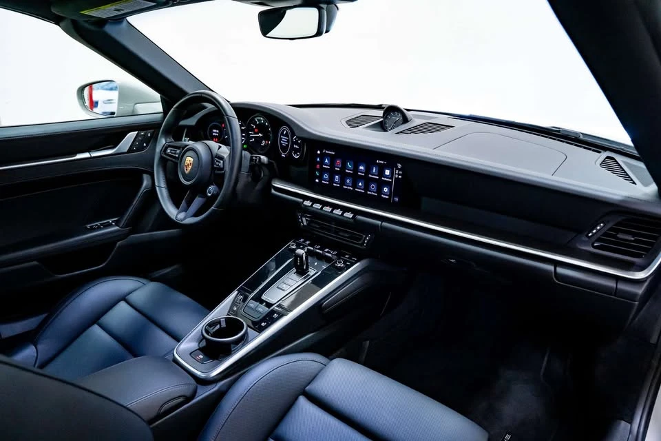 2024 Porsche 992 Targa 4 & 4S - Image 4 of 20