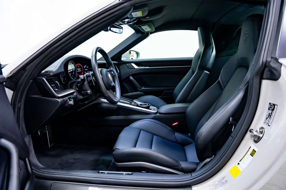 2024 Porsche 992 Targa 4 & 4S - Image 20 of 20