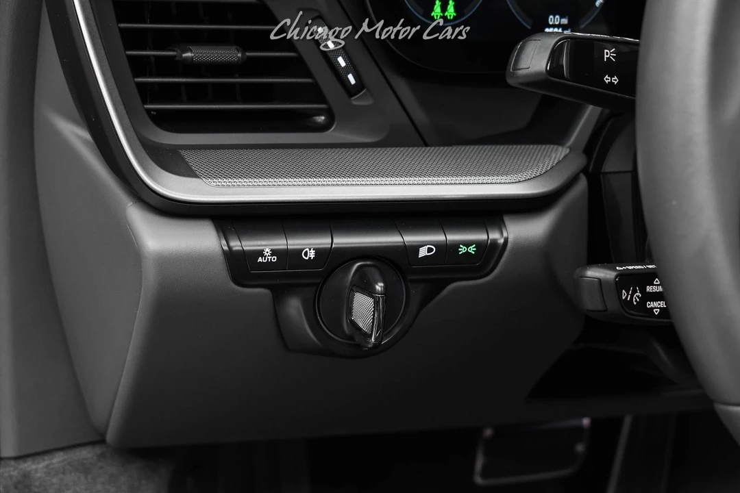 2024 Porsche 992 Targa 4 & 4S - Image 11 of 31