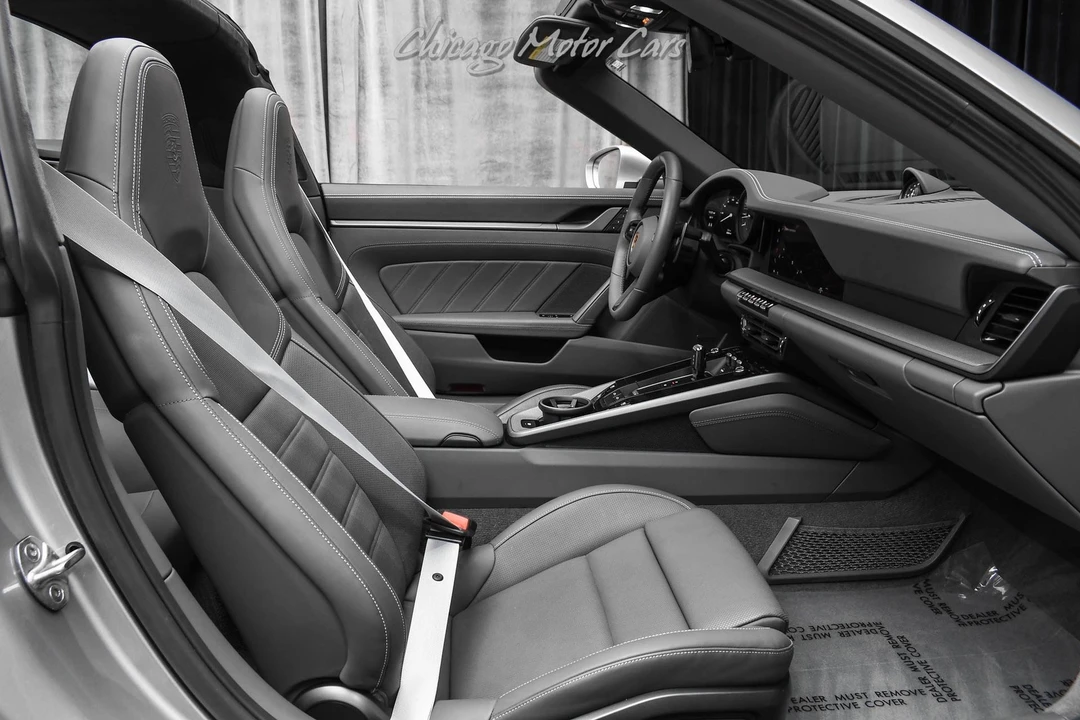 2024 Porsche 992 Targa 4 & 4S - Image 25 of 31