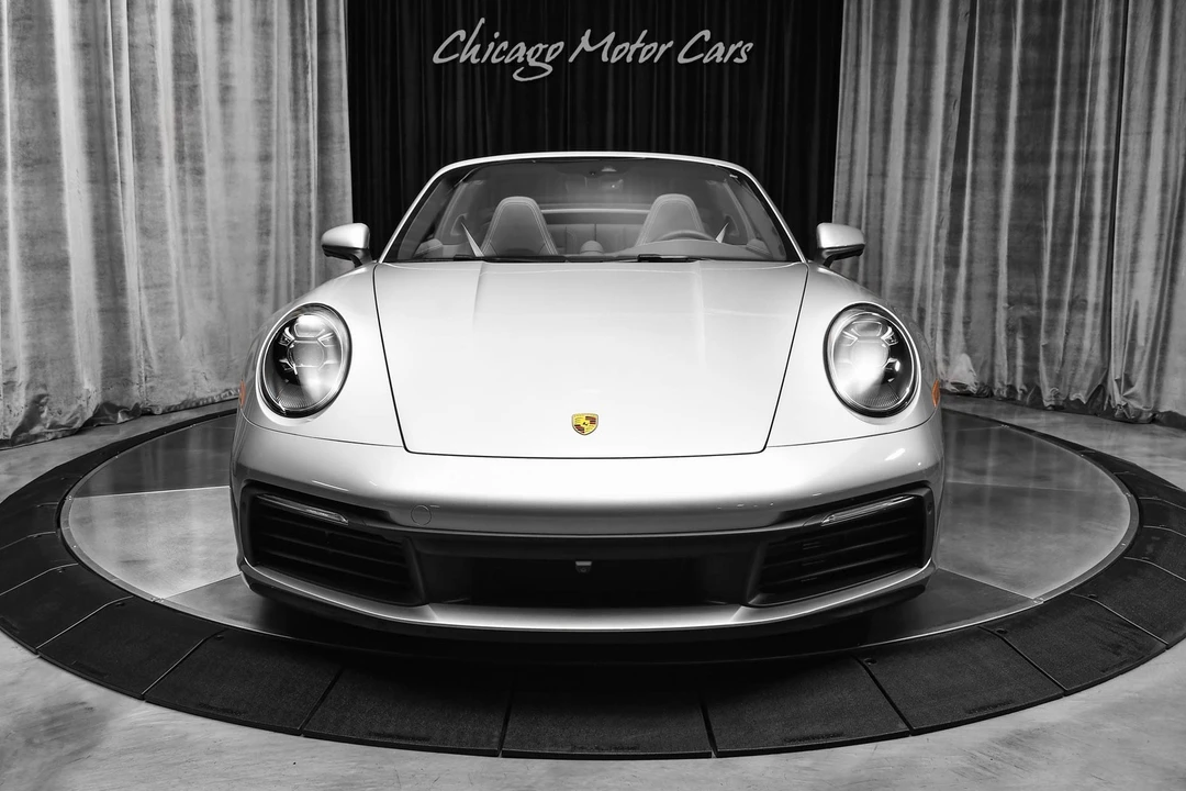 2024 Porsche 992 Targa 4 & 4S - Image 7 of 31
