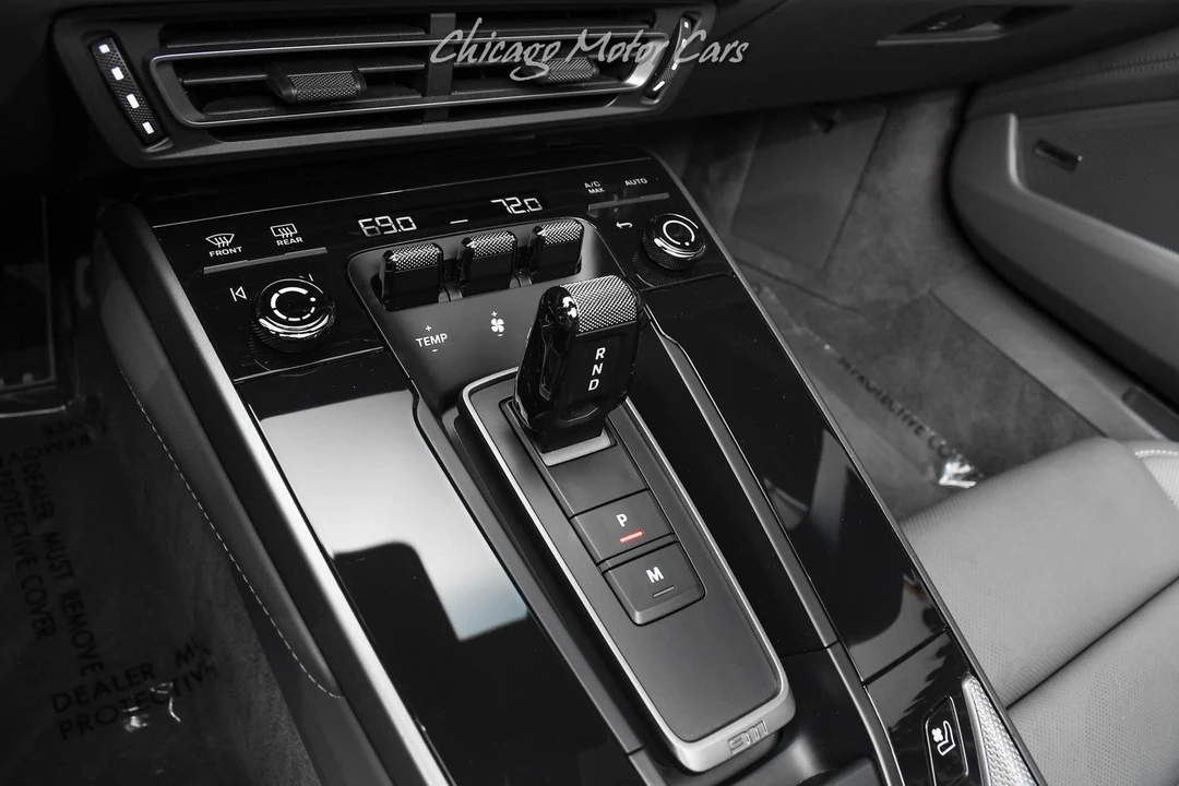2024 Porsche 992 Targa 4 & 4S - Image 20 of 31
