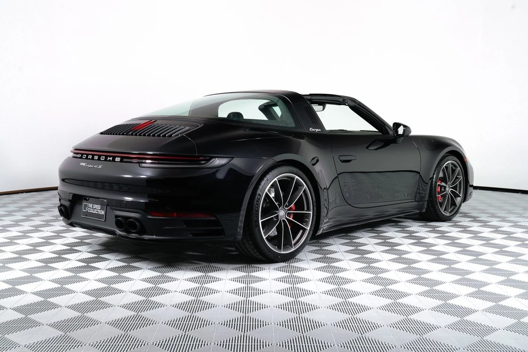 2024 Porsche 992 Targa 4 & 4S - Image 10 of 21