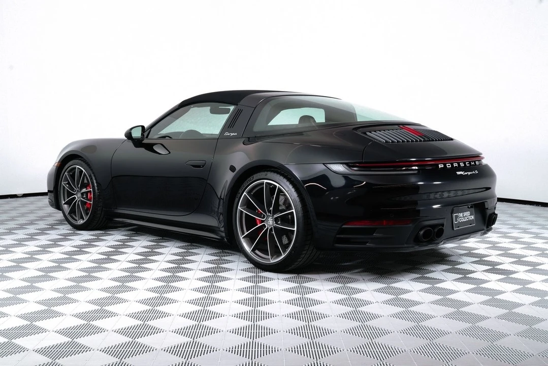 2024 Porsche 992 Targa 4 & 4S - Image 5 of 21