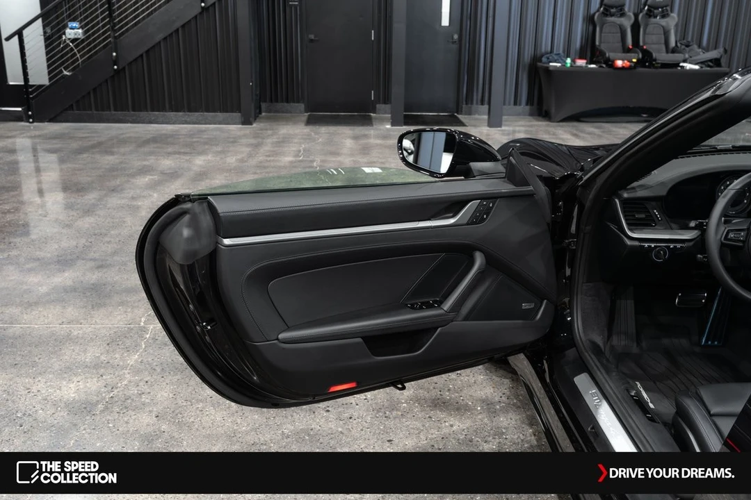 2024 Porsche 992 Targa 4 & 4S - Image 9 of 21