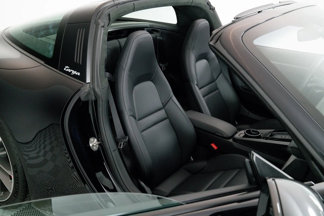 2024 Porsche 992 Targa 4 & 4S - Image 20 of 21