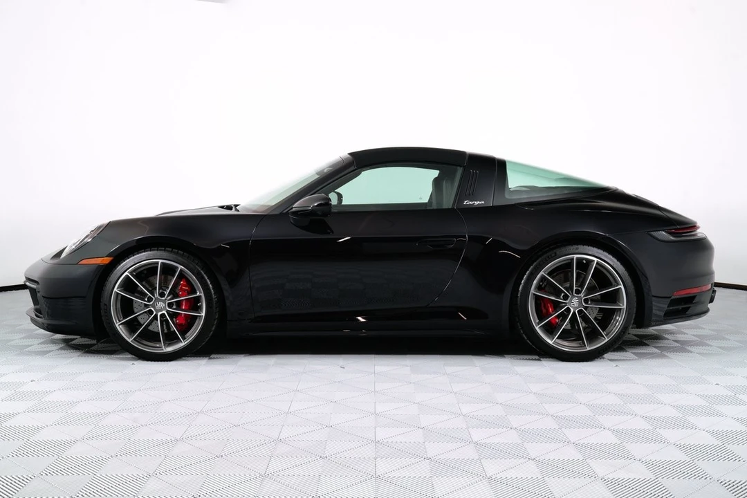2024 Porsche 992 Targa 4 & 4S - Image 13 of 21
