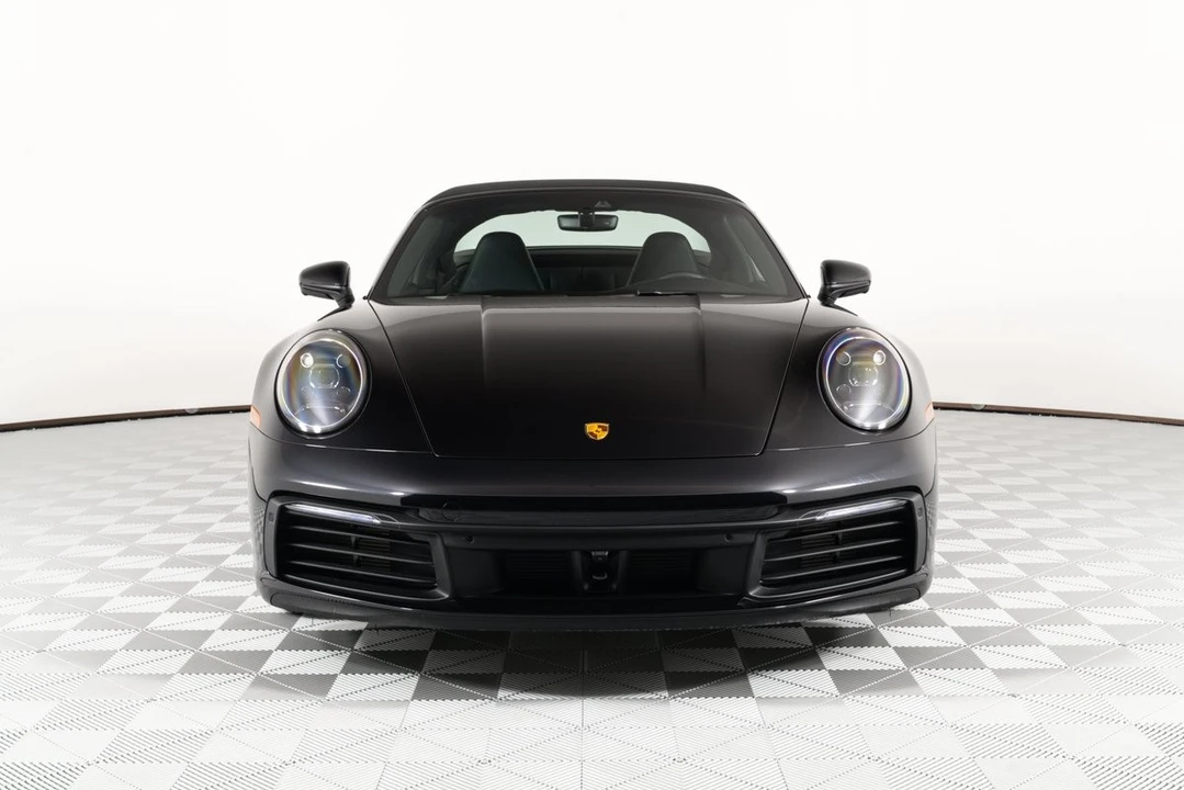 2024 Porsche 992 Targa 4 & 4S - Image 2 of 31