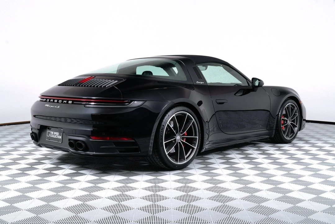 2024 Porsche 992 Targa 4 & 4S - Image 7 of 21