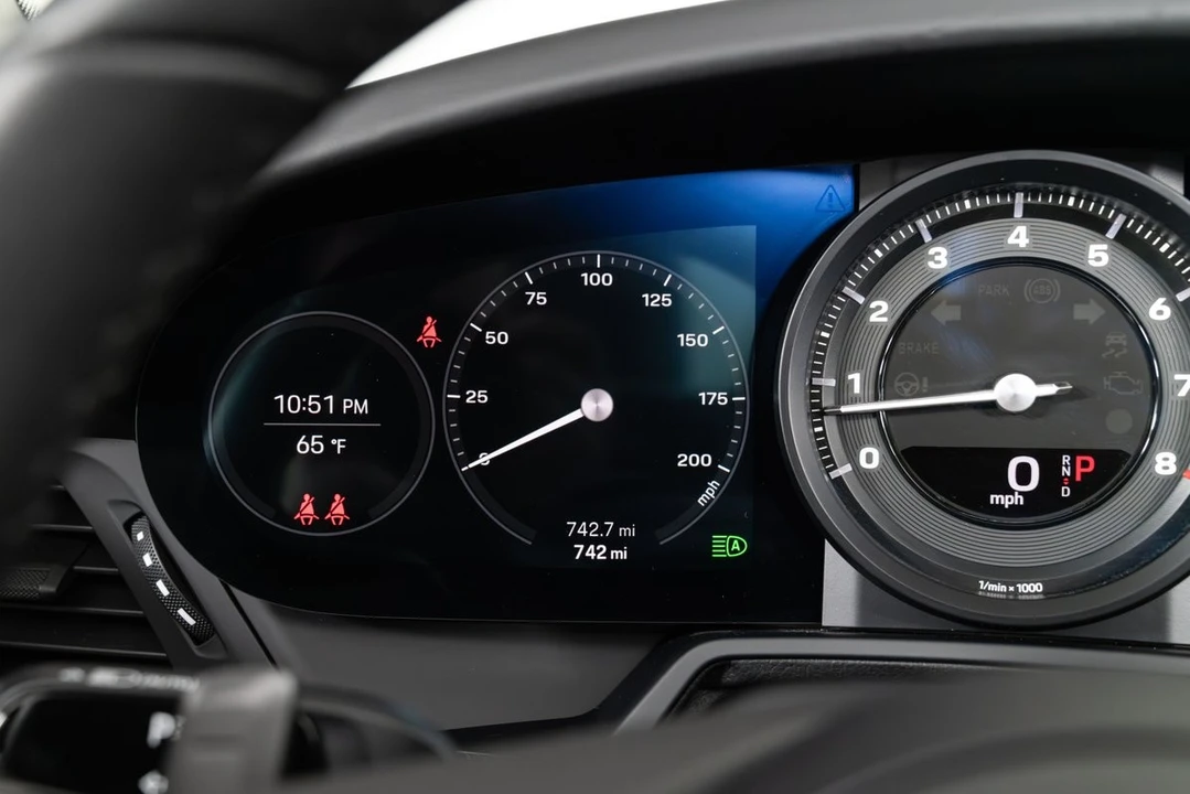 2024 Porsche 992 Targa 4 & 4S - Image 21 of 31