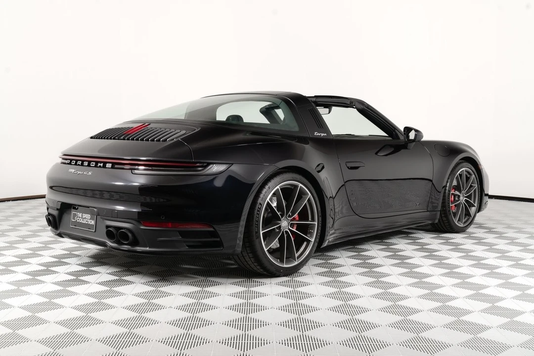 2024 Porsche 992 Targa 4 & 4S - Image 7 of 31