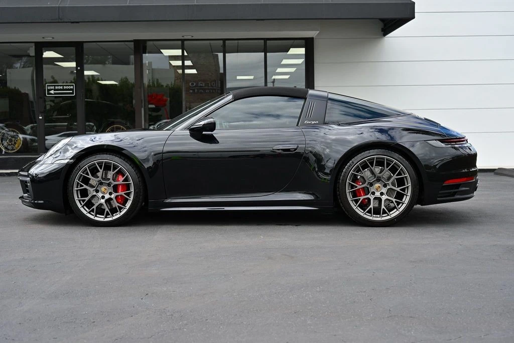2024 Porsche 992 Targa 4 & 4S - Image 3 of 12