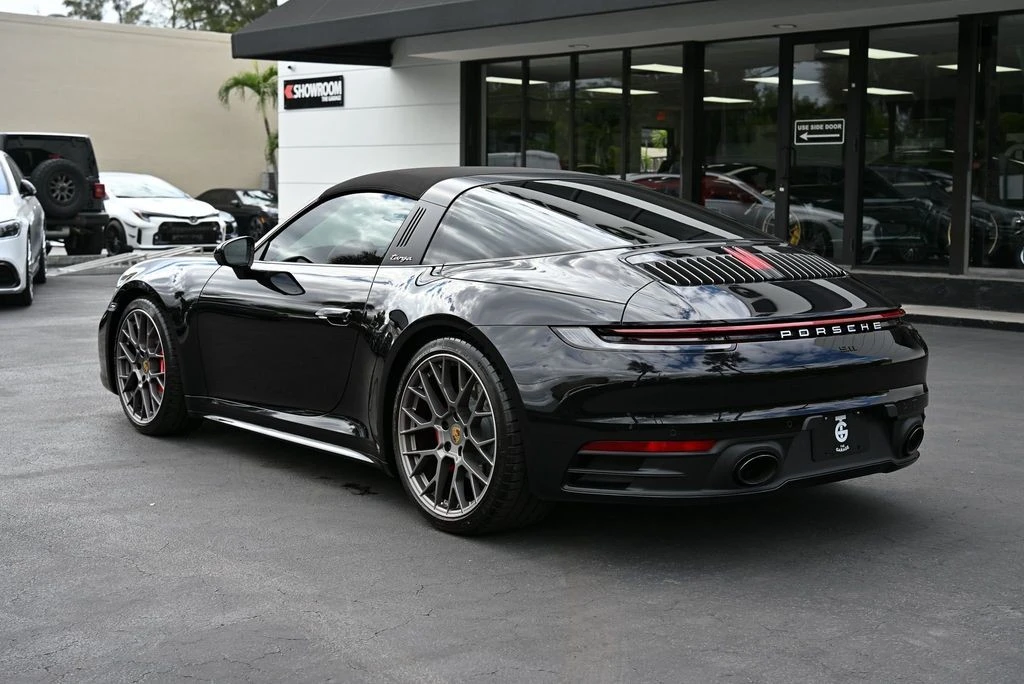 2024 Porsche 992 Targa 4 & 4S - Image 6 of 12