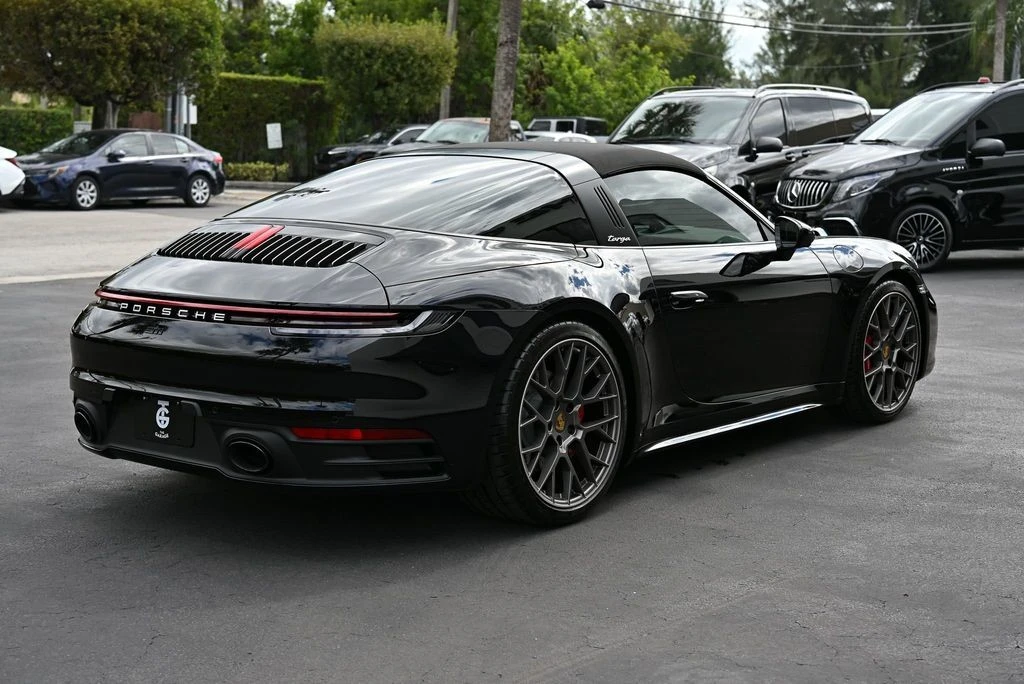 2024 Porsche 992 Targa 4 & 4S - Image 10 of 12