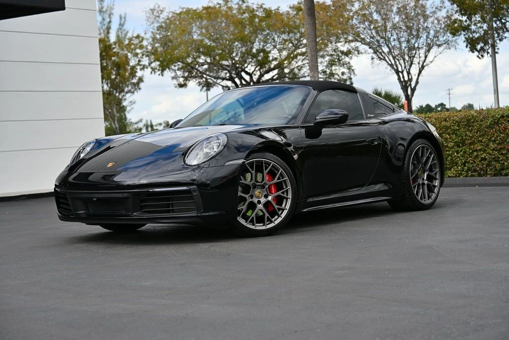 2024 Porsche 992 Targa 4 & 4S - Image 2 of 12
