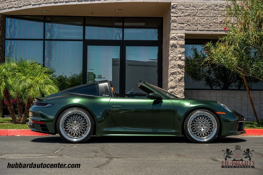 2024 Porsche 992 Targa 4 & 4S - Image 9 of 12