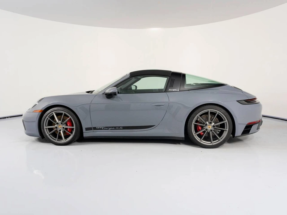 2024 Porsche 992 Targa 4 & 4S - Image 2 of 4