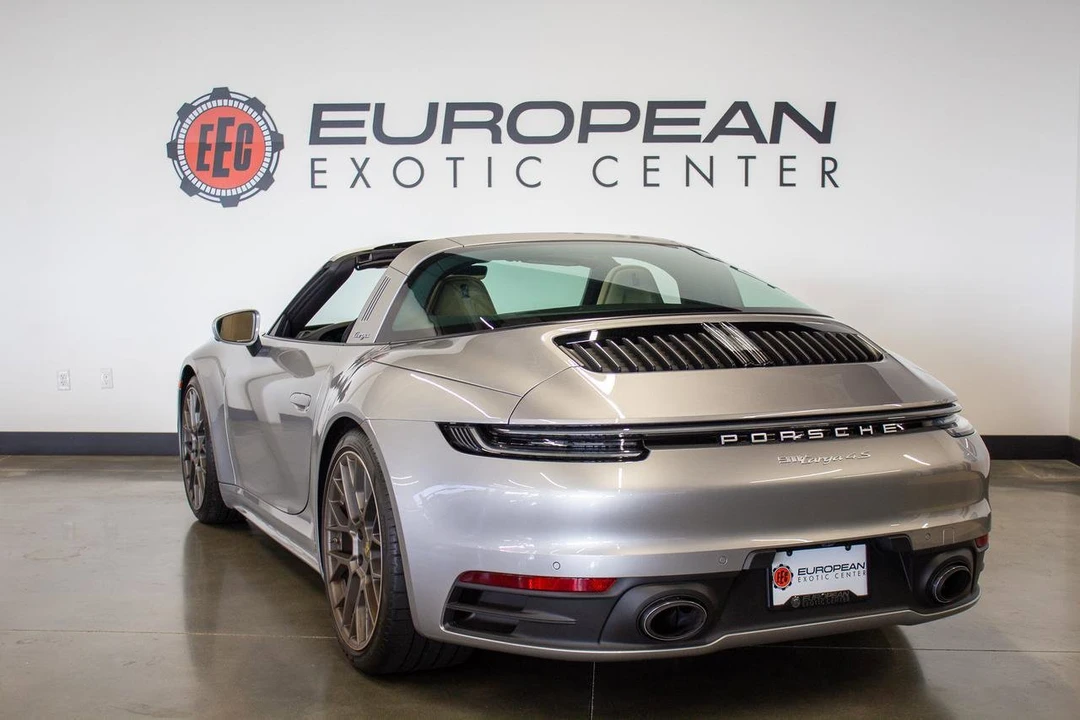2024 Porsche 992 Targa 4 & 4S - Image 18 of 31