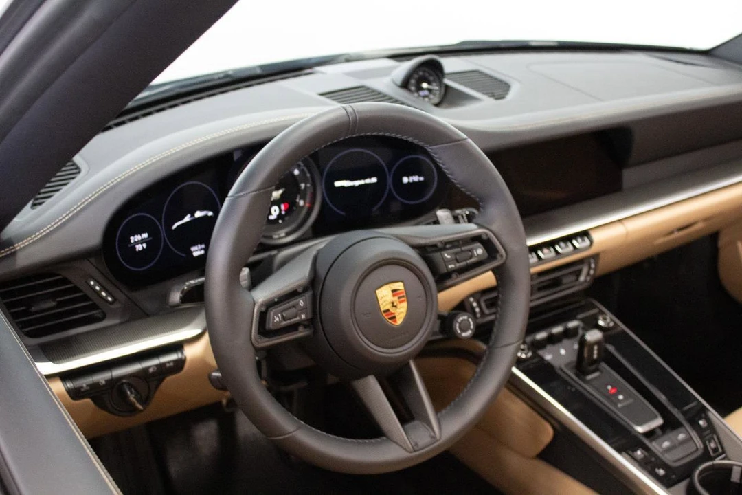 2024 Porsche 992 Targa 4 & 4S - Image 7 of 31