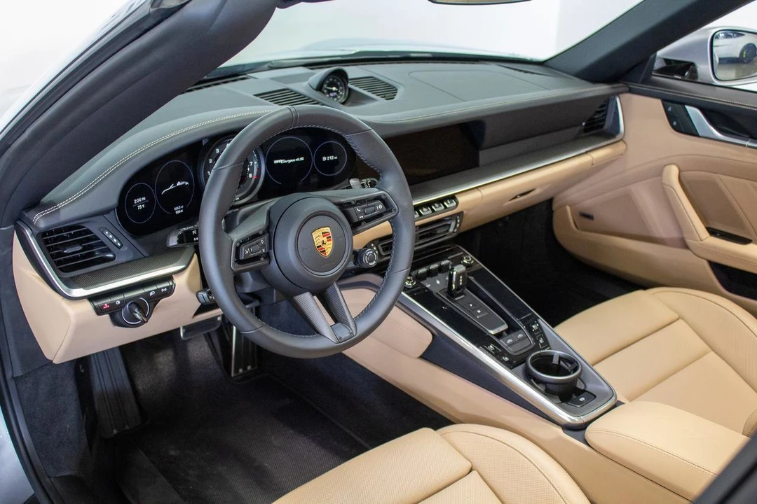2024 Porsche 992 Targa 4 & 4S - Image 2 of 31