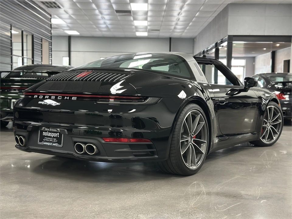 2024 Porsche 992 Targa 4 & 4S - Image 9 of 31