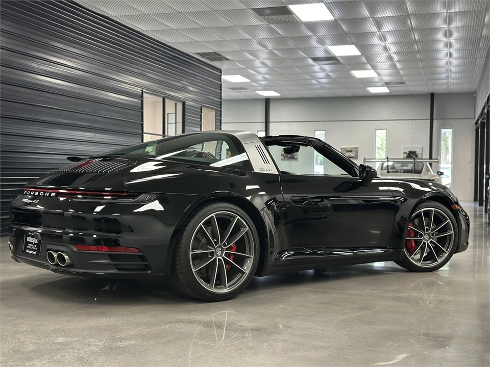 2024 Porsche 992 Targa 4 & 4S - Image 11 of 31