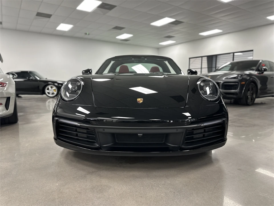 2024 Porsche 992 Targa 4 & 4S - Image 15 of 31