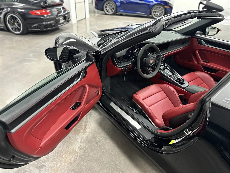 2024 Porsche 992 Targa 4 & 4S - Image 30 of 31