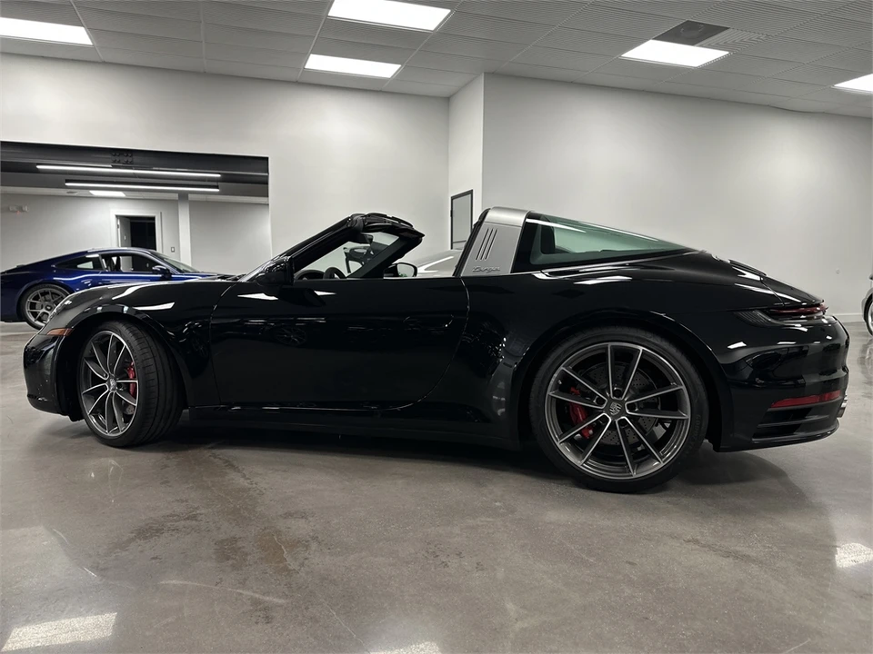 2024 Porsche 992 Targa 4 & 4S - Image 5 of 31