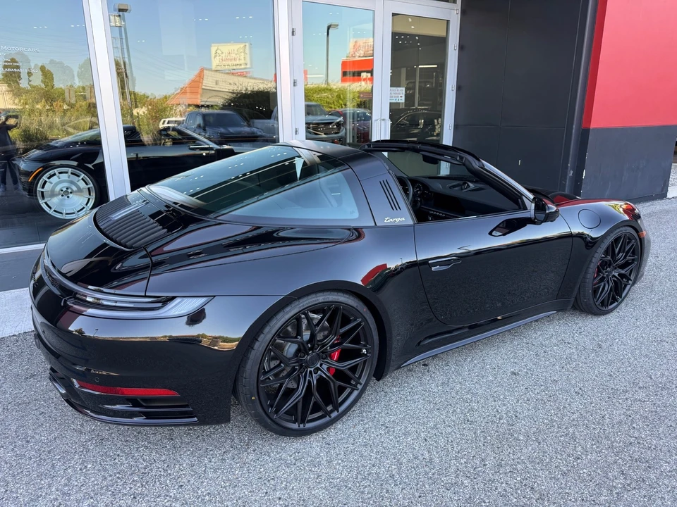 2024 Porsche 992 Targa 4 & 4S - Image 5 of 31