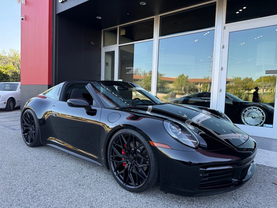 2024 Porsche 992 Targa 4 & 4S - Image 2 of 31