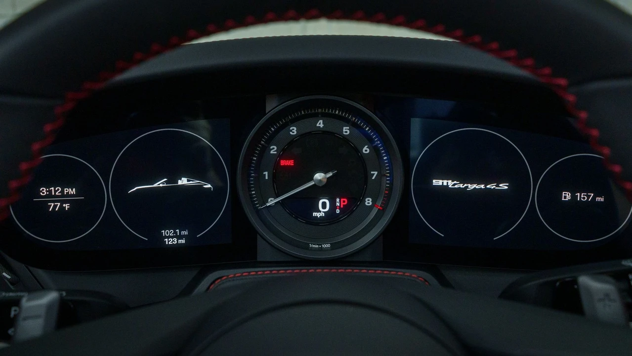 2024 Porsche 992 Targa 4 & 4S - Image 11 of 13