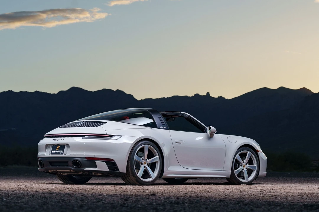2024 Porsche 992 Targa 4 & 4S - Image 5 of 13