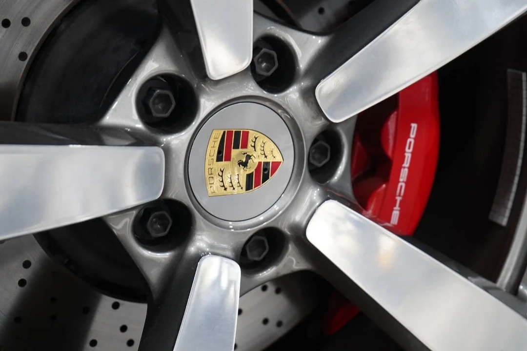 2024 Porsche 992 Turbo - Image 17 of 21