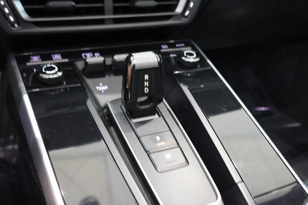 2024 Porsche 992 Turbo - Image 26 of 28